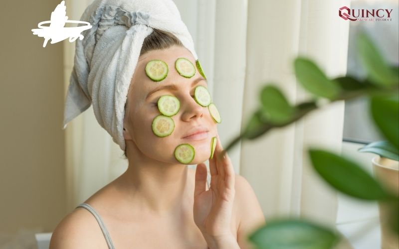 10 cách làm đẹp da mặt tại nhà đơn giản không thể bỏ qua 17 Đắp mặt nạ dưa leo