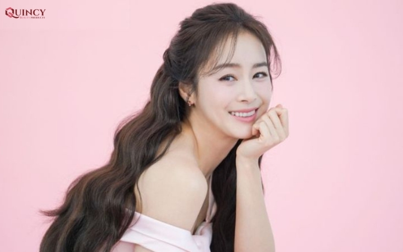 Khám phá 4 bí kíp dưỡng da của mỹ nhân không tuổi Kim Tae Hee 9 bí kíp dưỡng da của mỹ nhân không tuổi Kim Tae Hee