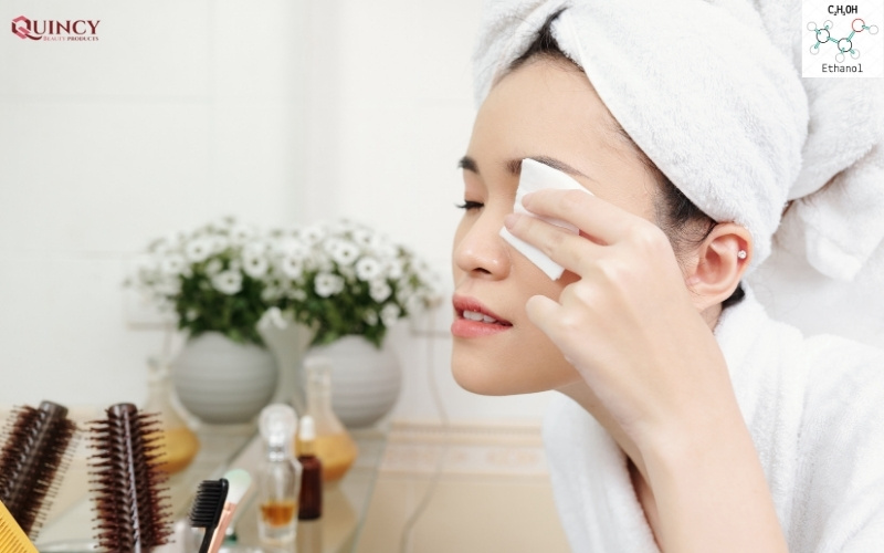 Điểm danh 5 thành phần cần tránh trong nước tẩy trang gây hại làn da 7 thành phần cần tránh trong nước tẩy trang gây hại làn da