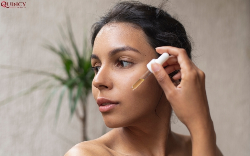 Vì sao nên dùng serum trị mụn cho da mụn? 10 Vì sao nên dùng serum trị mụn cho da mụn