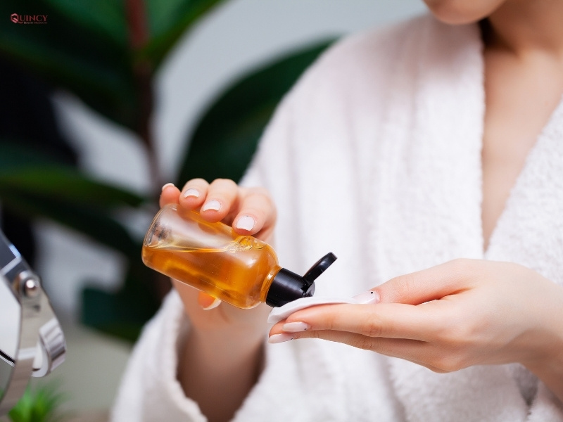 Da nhạy cảm nên dùng mỹ phẩm nào