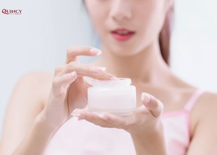 8 nguyên nhân khiến da mặt bị nhờn và cách chăm sóc đúng cách 13 nguyên nhân khiếp da mặt bị nhờn