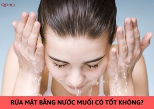 rửa mặt bằng nước muối